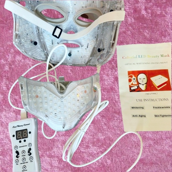 Colorful LED Beauty Mask with Remote - Picture 3 of 4